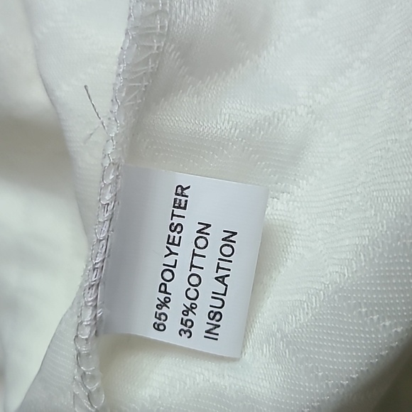 Comfy Quilted Sweatshirt Pullover Long Sleeve cozy White w/blue accents - Picture 7 of 7